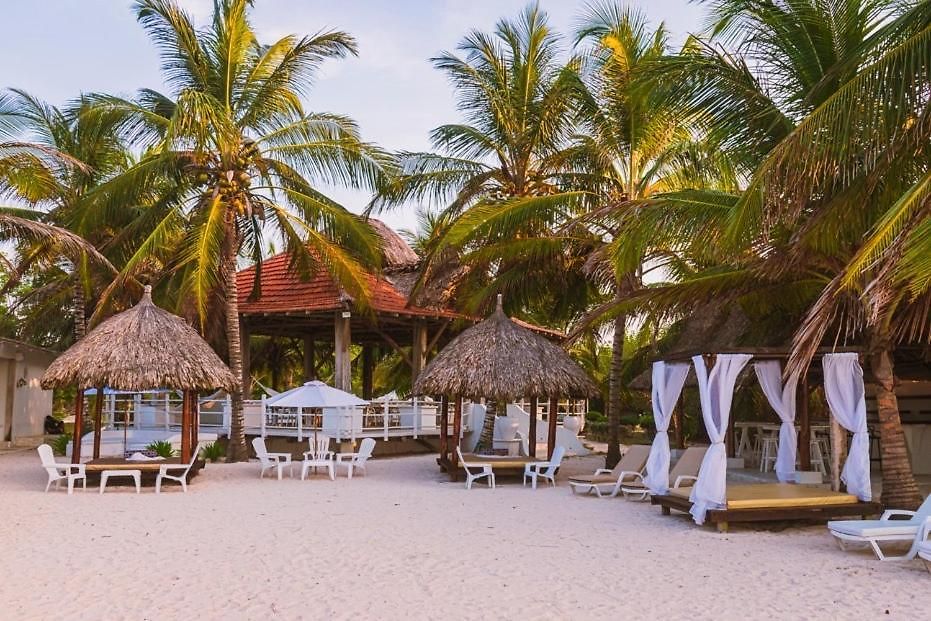 Marine Hotel